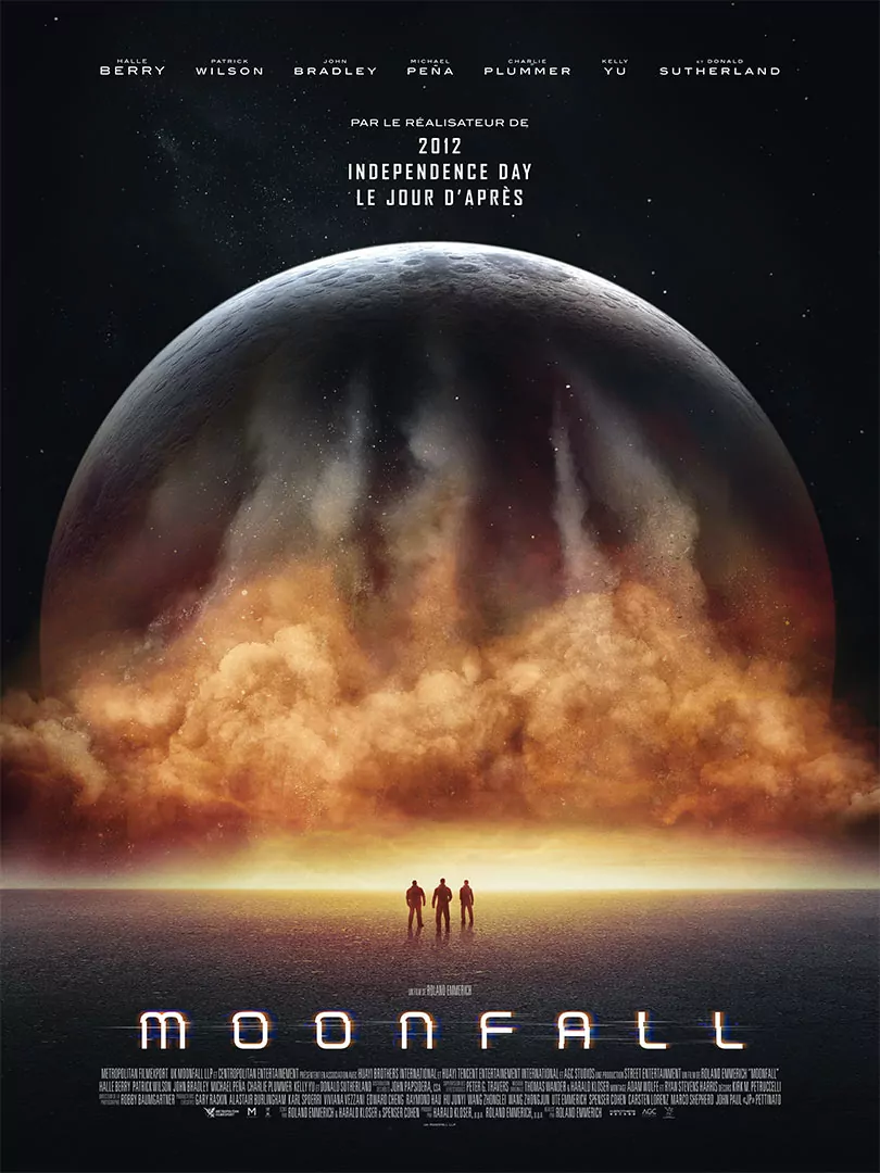 Moonfall, affiche de cinéma, film distribué par Metropolitan Filmexport - Ici affiche preview pour l'international retouchée par l'agence Les Aliens